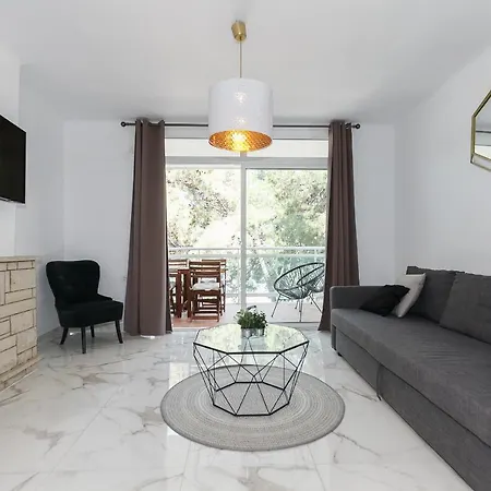 Appartement Uhc Llagari *